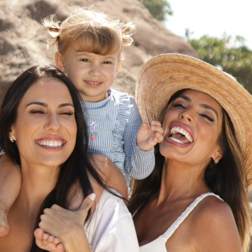 Duas Mamães Natiza